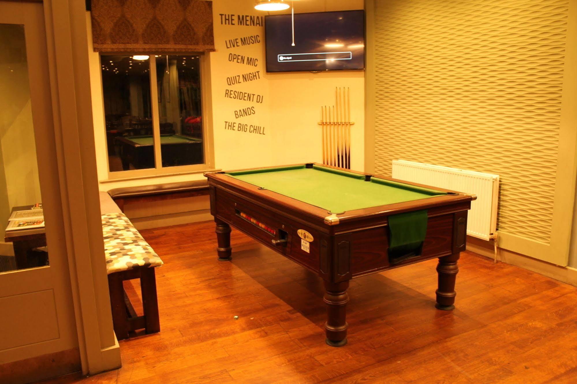 The Menai Hotel And Bar Бангор Экстерьер фото